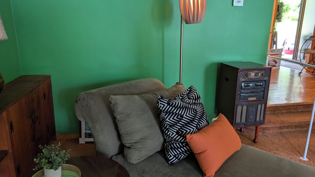 Photo of Livingroom in Dartmouth