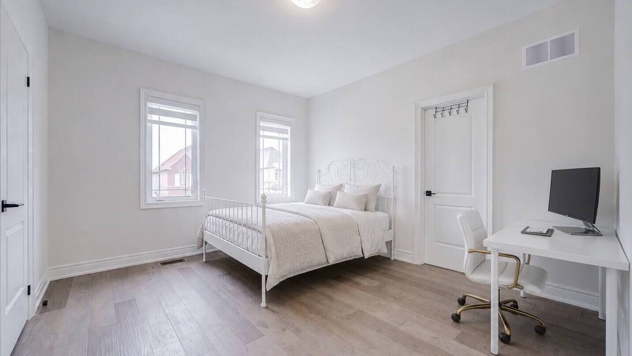 Photo of Bedroom in East Gwillimbury