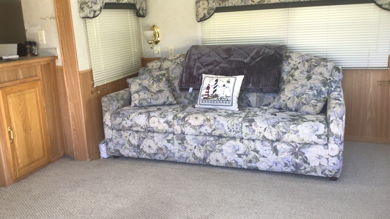 Photo of Livingroom in Lanark Highlands