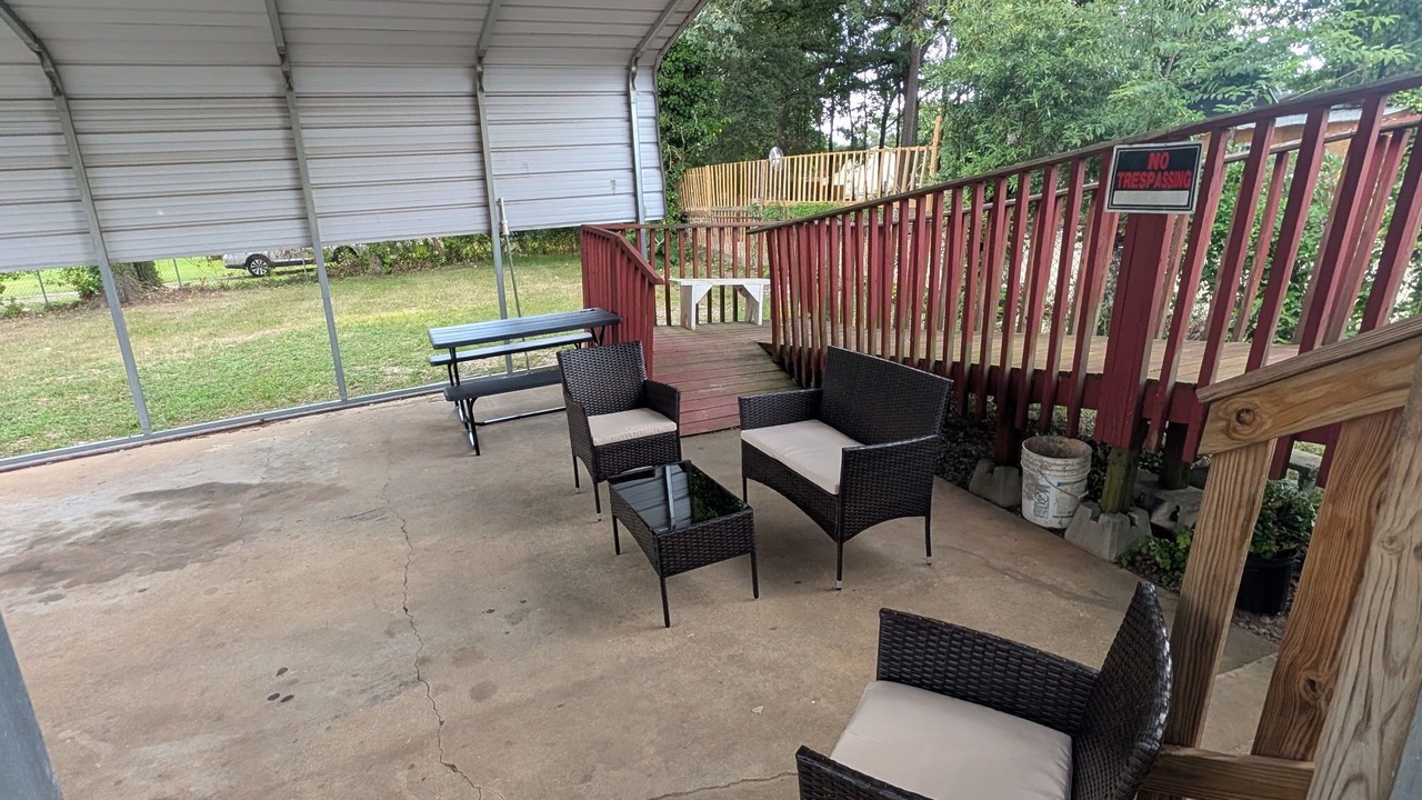 Photo of Patio Balcony in Wade Hampton