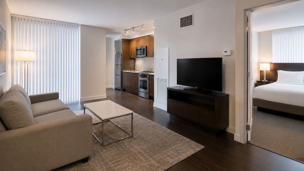 Photo of Livingroom in Garden District