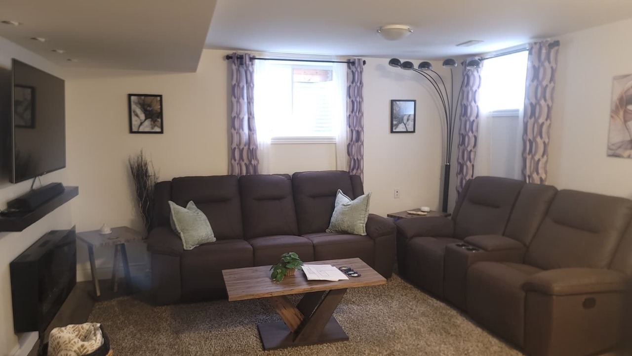 Photo of Livingroom in Ingersoll