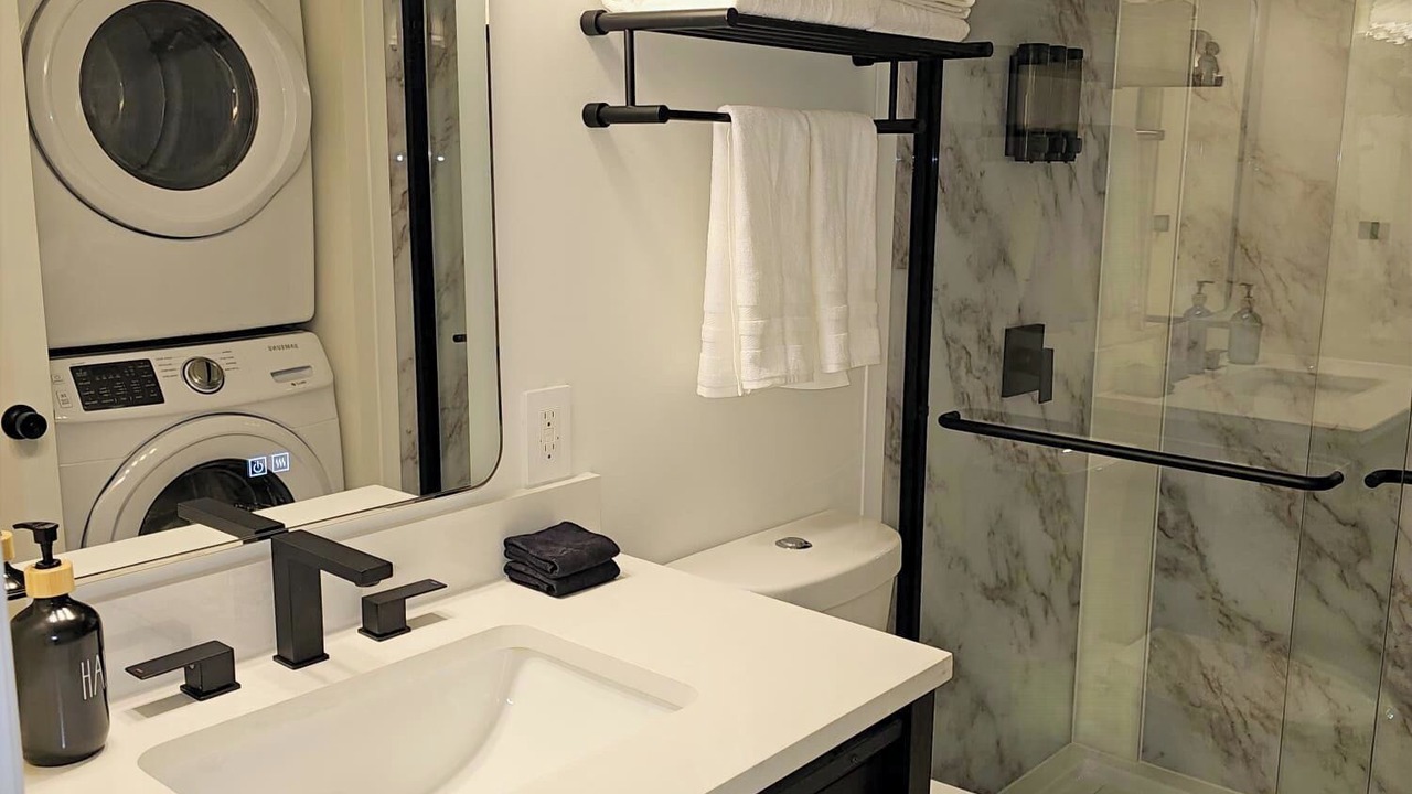 Photo of Bathroom in Ingersoll