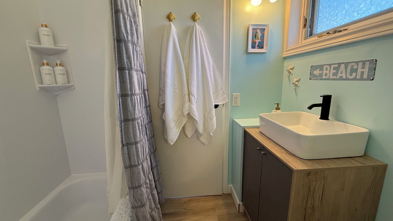 Photo of Bathroom in Petit-Etang