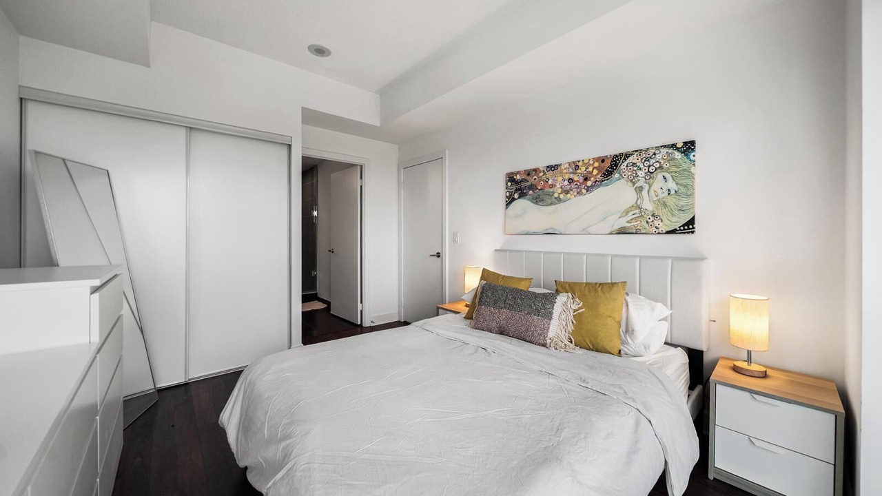 Photo of Bedroom in Thorncliffe Park
