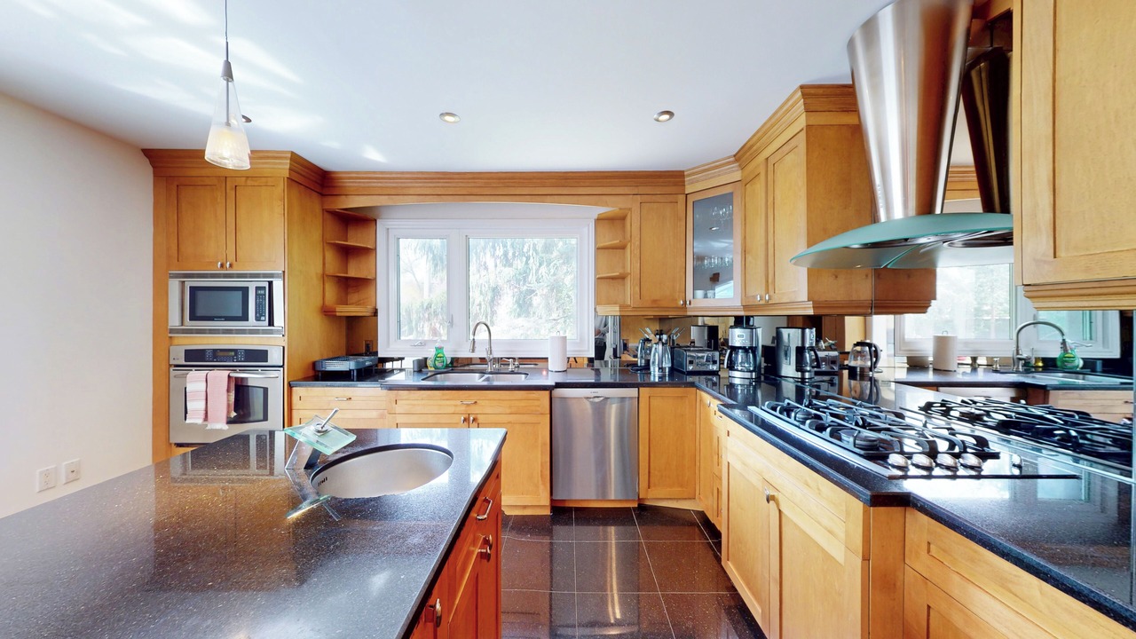 Photo of Kitchen in Thornhill
