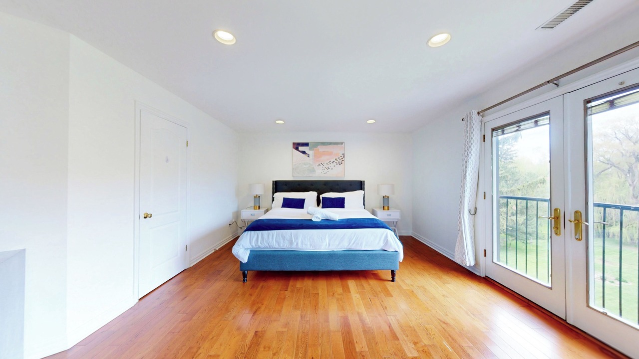Photo of Bedroom in Thornhill