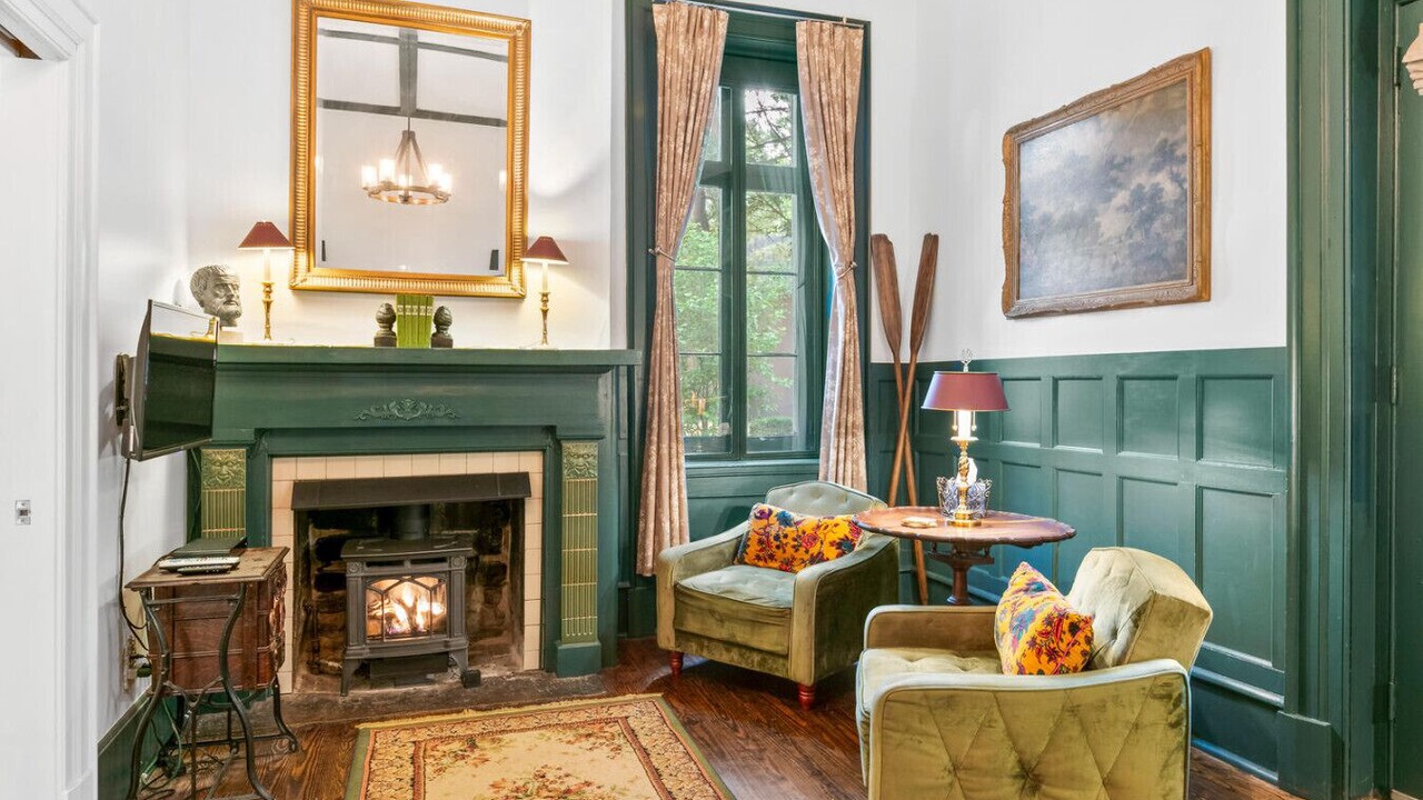Photo of Livingroom in Royal Pines