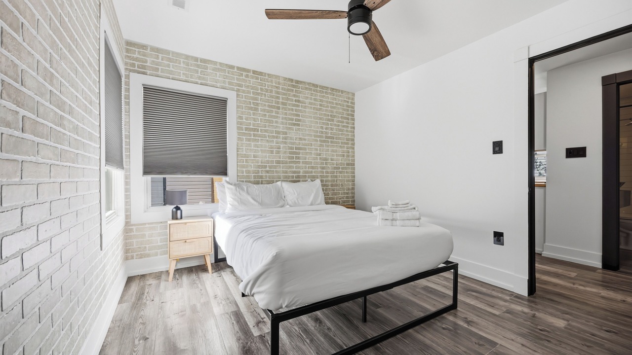 Photo of Bedroom in Sarnia