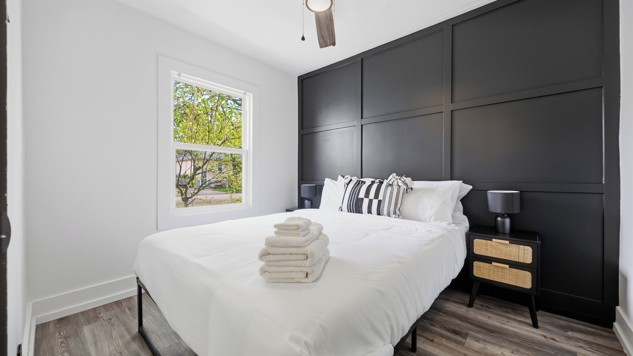 Photo of Bedroom in Sarnia
