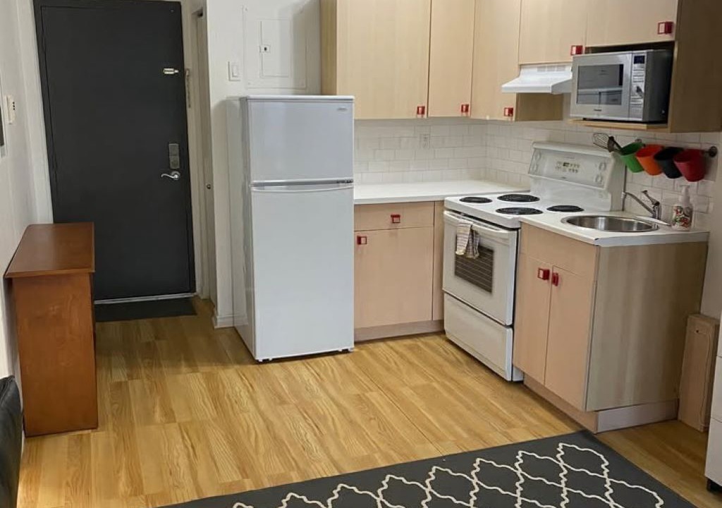 Photo of Kitchen in De Lorimier
