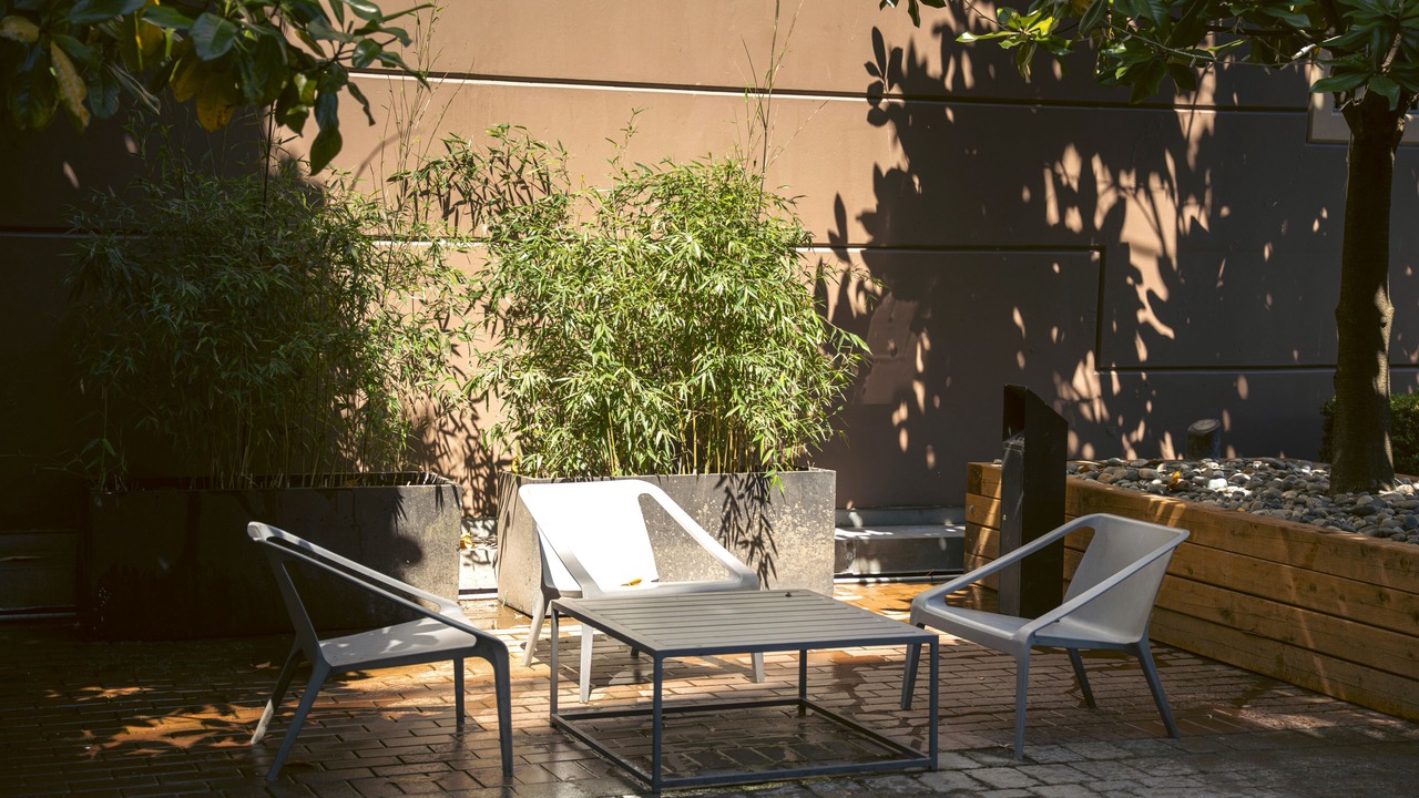 Photo of Patio Balcony in Chinatown