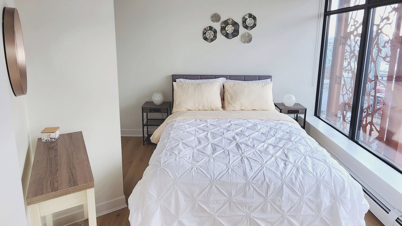 Photo of Bedroom in Gastown