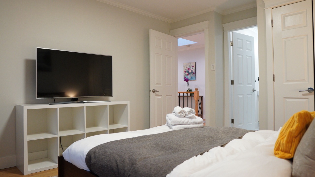 Photo of Bedroom in Fraserview