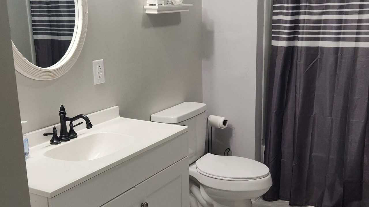 Photo of Bathroom in Pine Crest