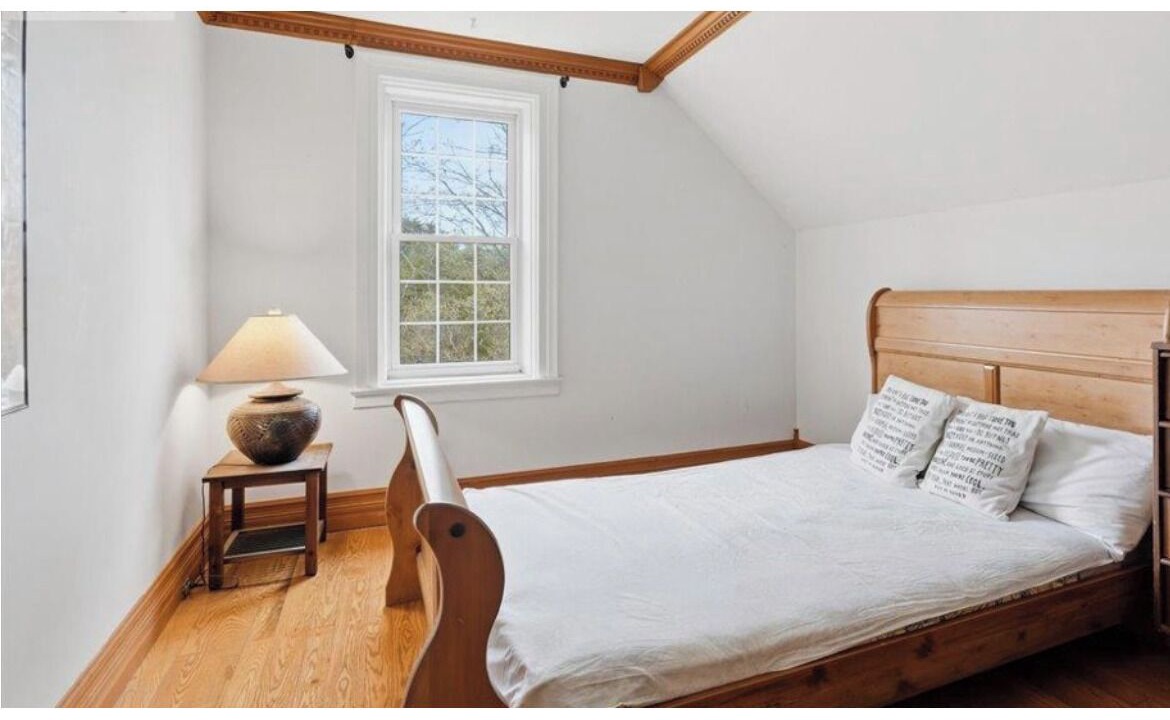 Photo of Bedroom in Quinte West