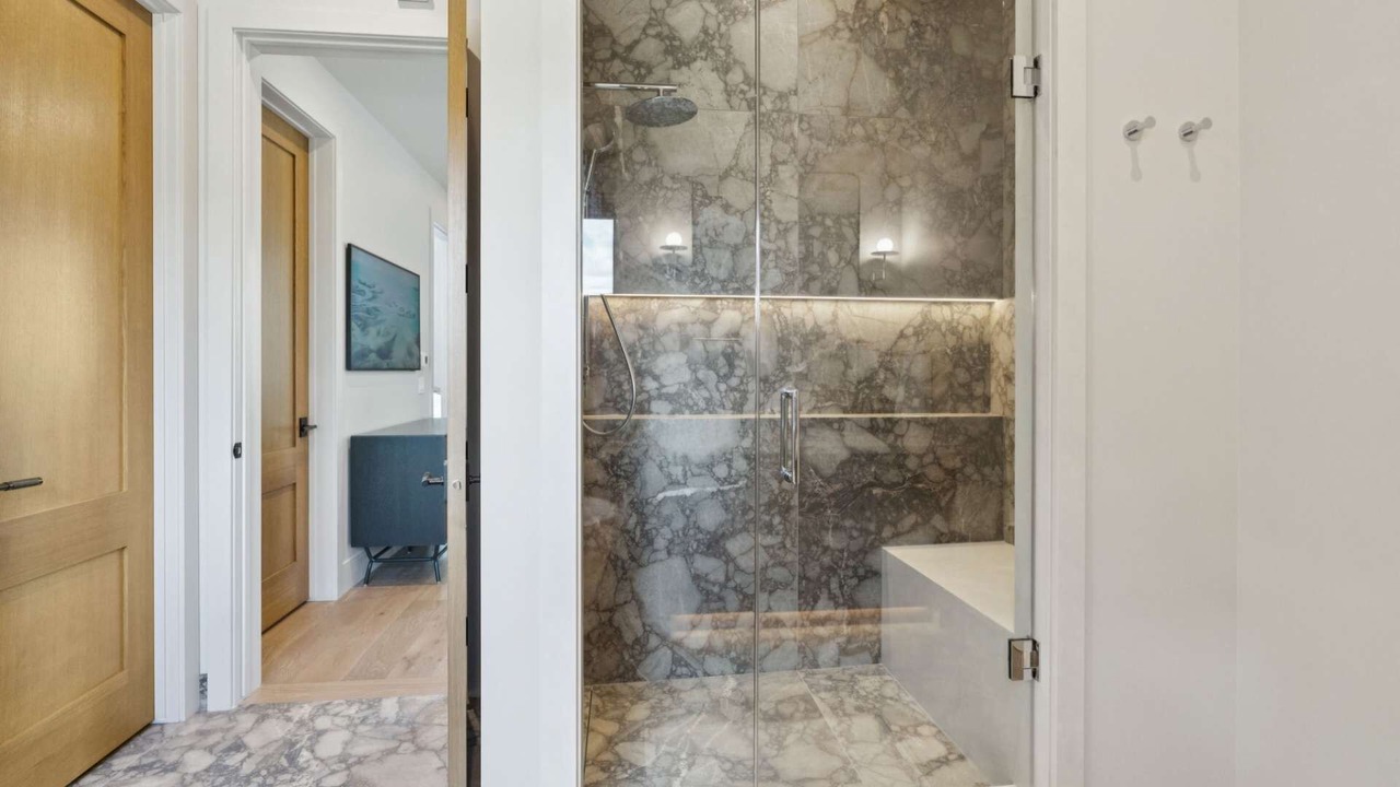 Photo of Bathroom in Kananaskis