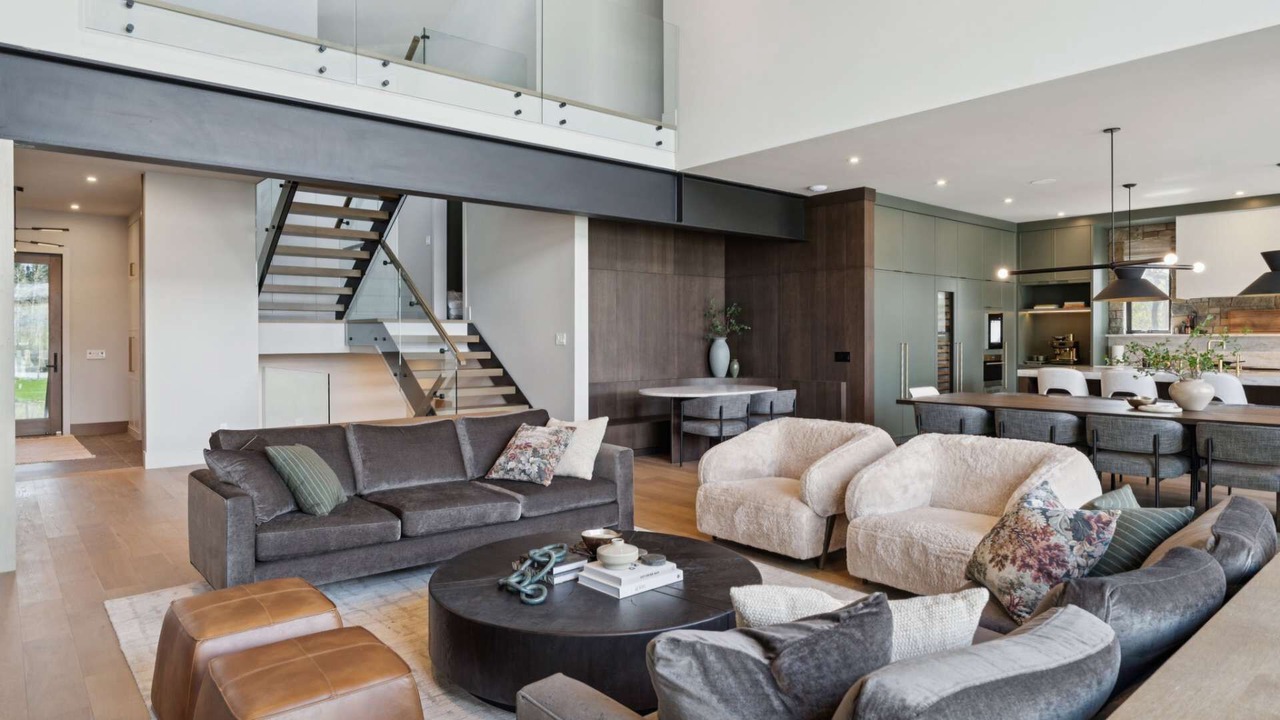 Photo of Livingroom in Kananaskis