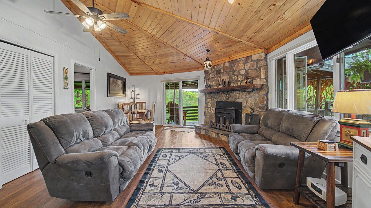 Photo of Bedroom in Mountain