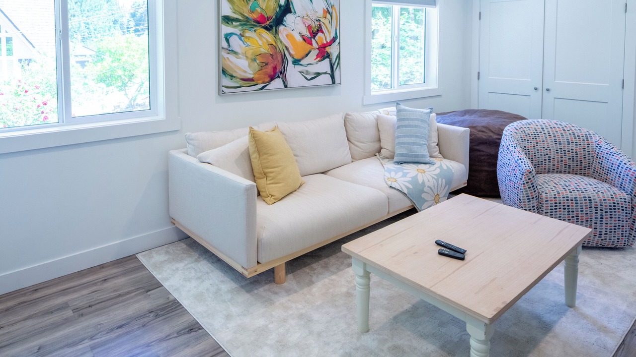Photo of Livingroom in Port Alberni