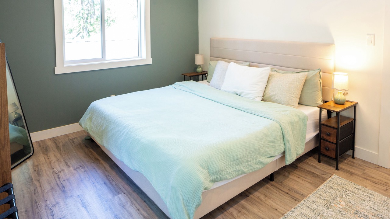 Photo of Bedroom in Port Alberni