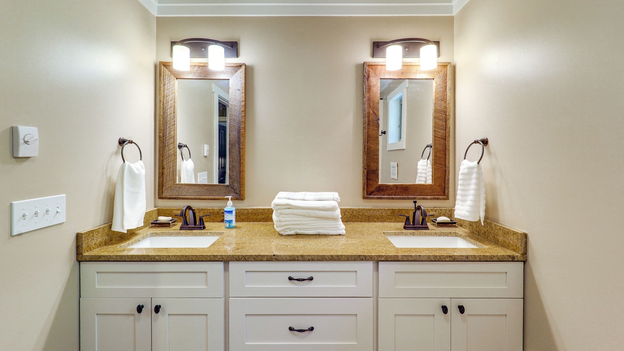 Photo of Bathroom in Frank