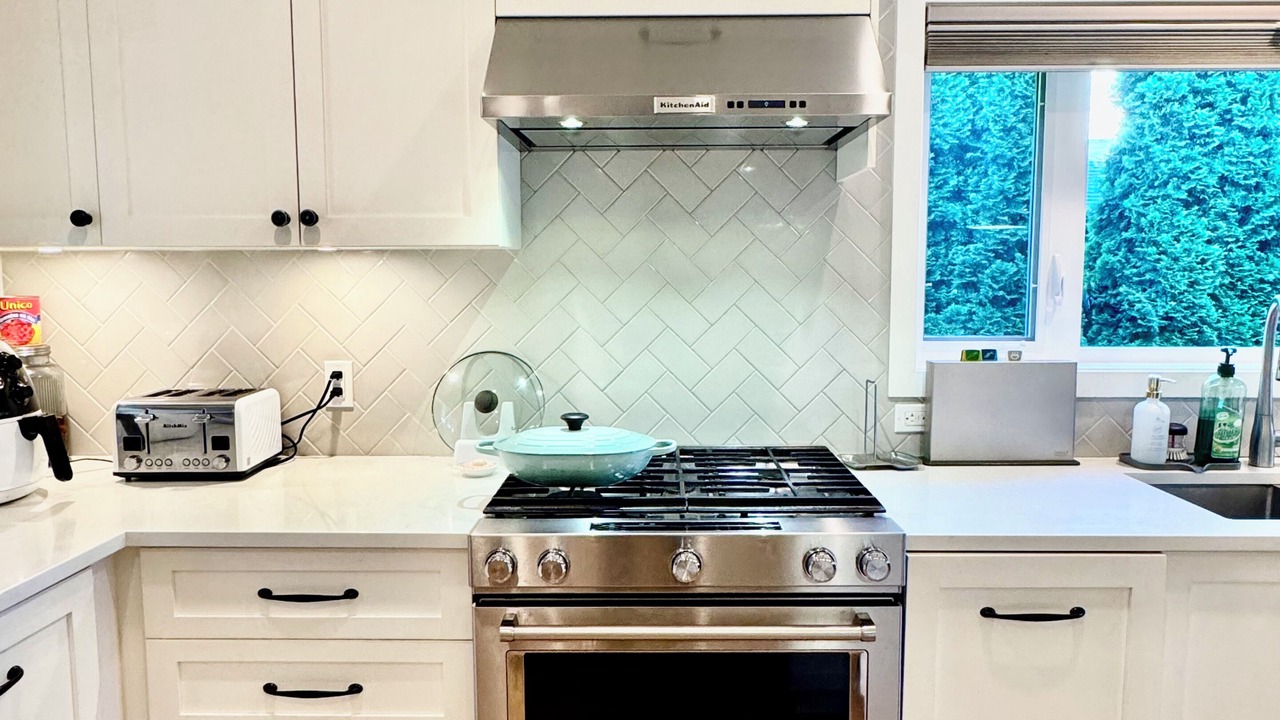 Photo of Kitchen in Hollyburn