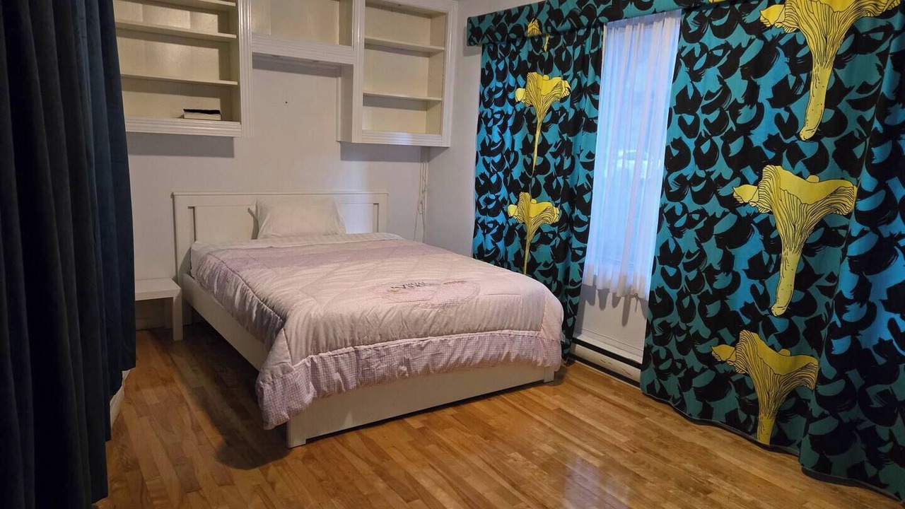 Photo of Bedroom in Brossard