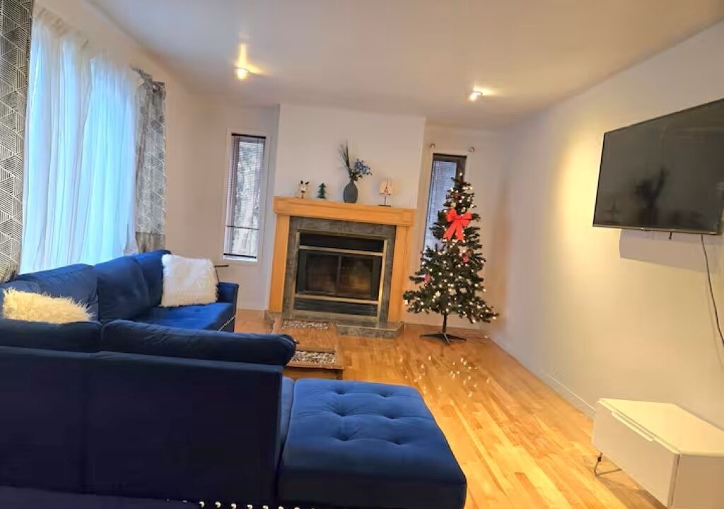 Photo of Livingroom in Brossard