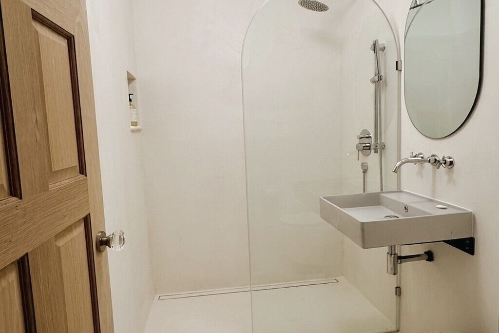 Photo of Bathroom in Lion's Head