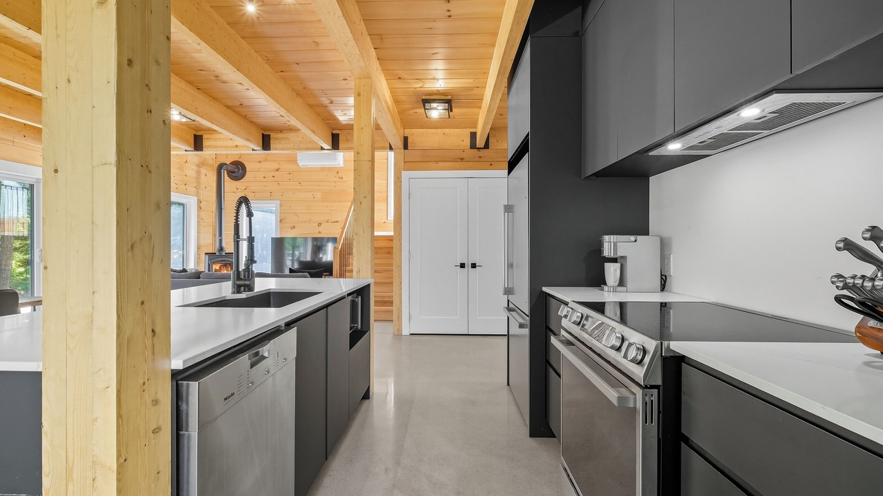 Photo of Kitchen in Sainte-Emelie