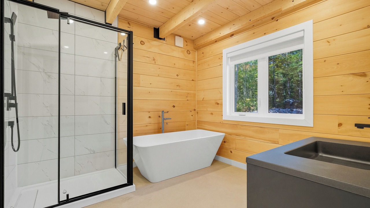 Photo of Bathroom in Sainte-Emelie