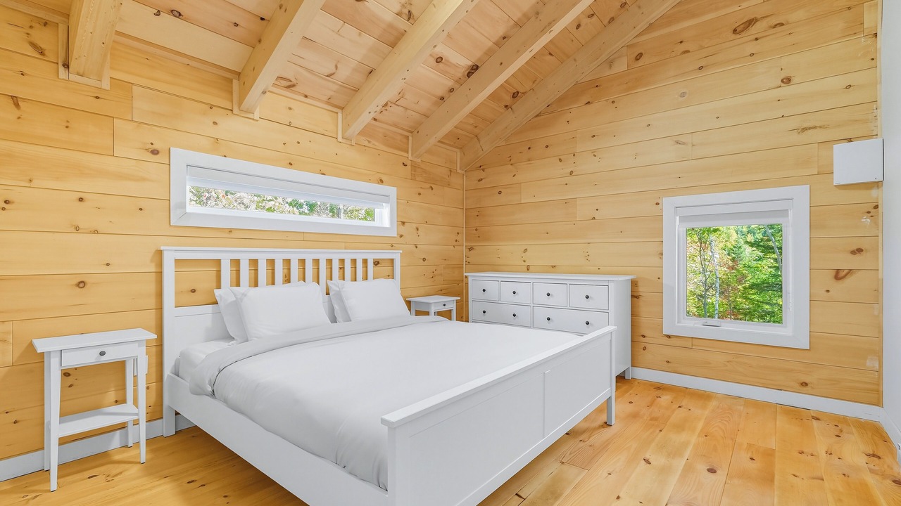 Photo of Bedroom in Sainte-Emelie
