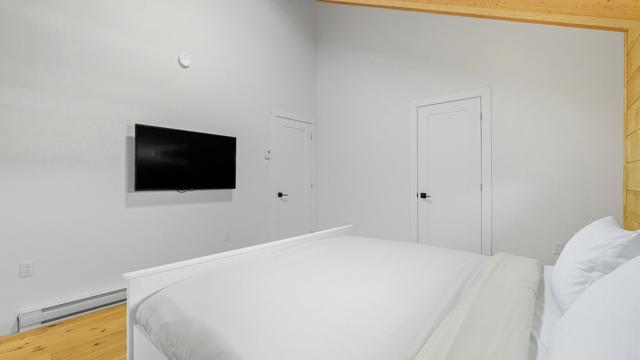 Photo of Bedroom in Sainte-Emelie
