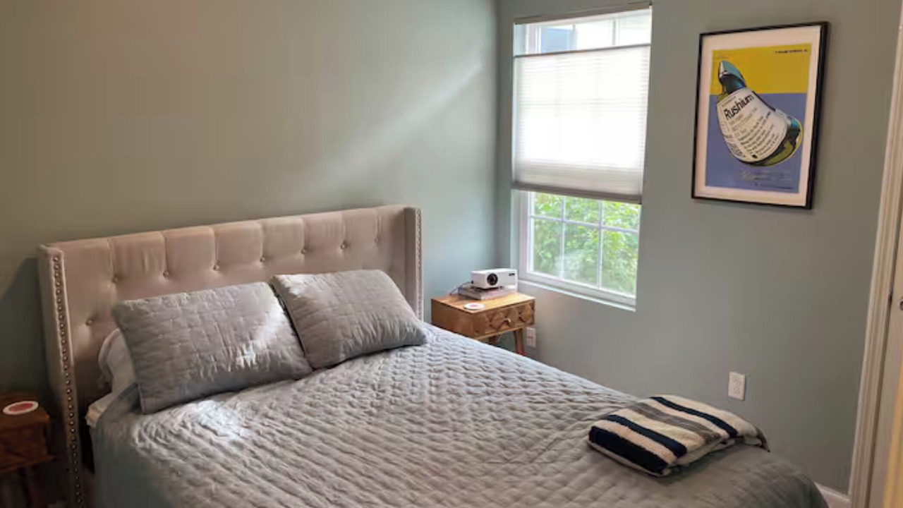 Photo of Bedroom in Shelby Hills