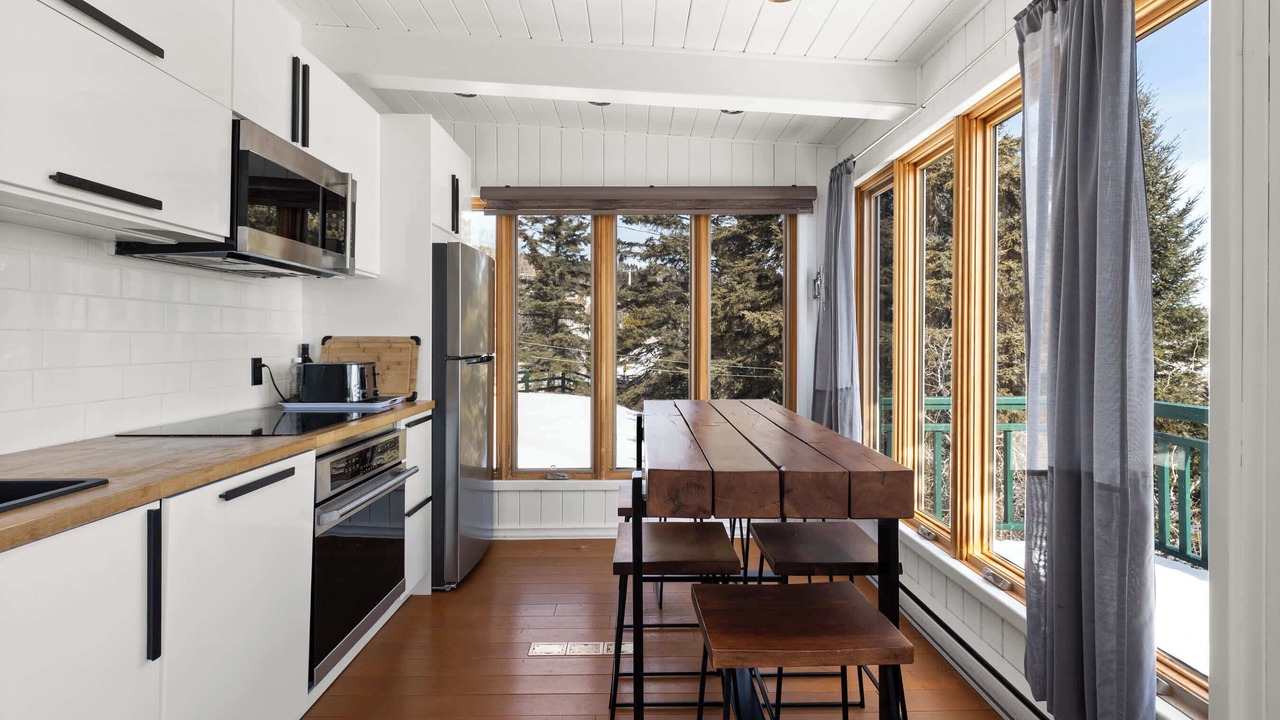 Photo of Kitchen in Port-au-Persil