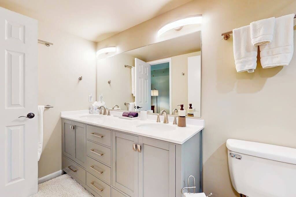 Photo of Bathroom in Sapphire