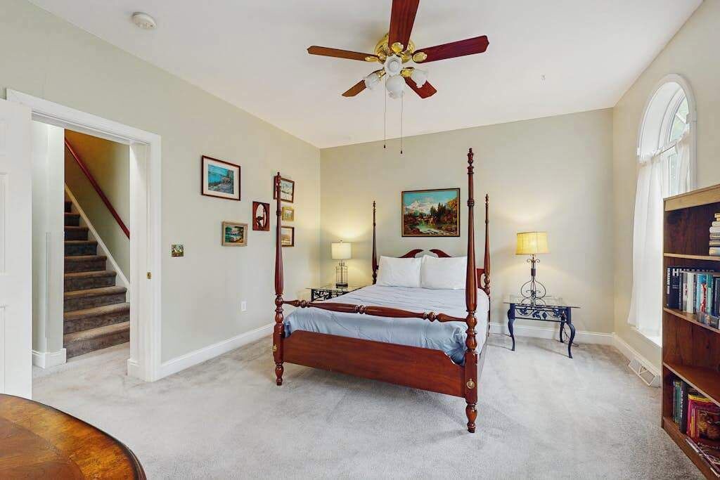 Photo of Bedroom in Arden
