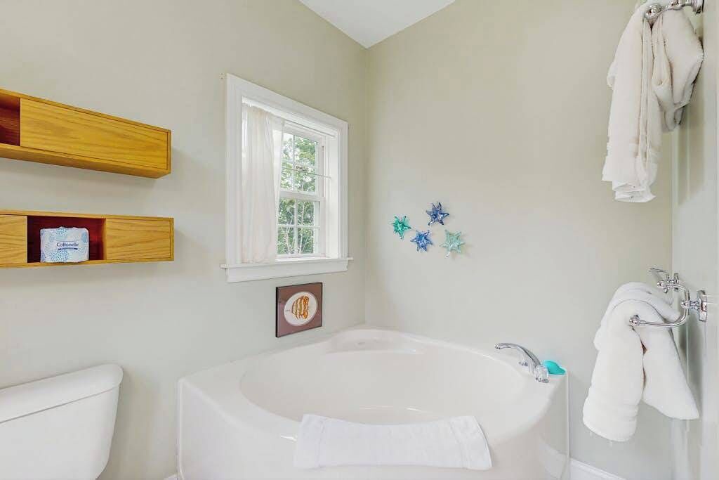 Photo of Bathroom in Arden