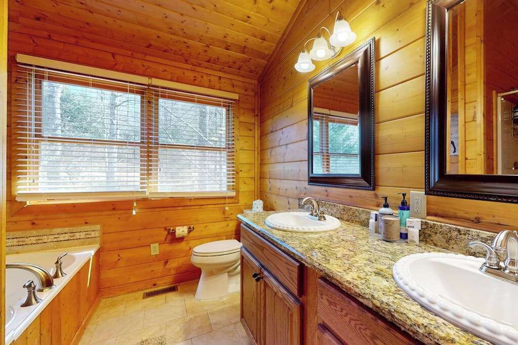 Photo of Bathroom in Kyle