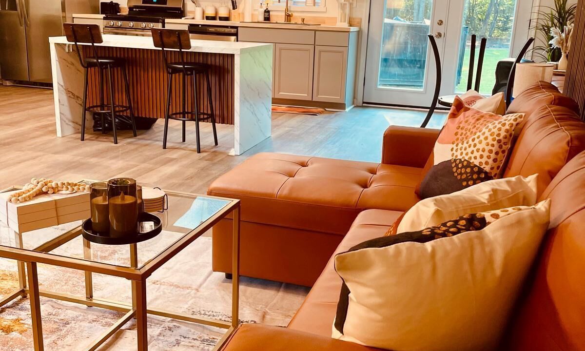 Photo of Livingroom in Spring Grove