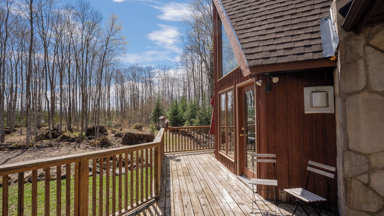 Photo of Patio Balcony in Georgian Bluffs