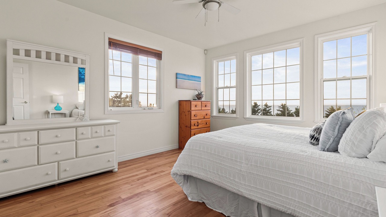 Photo of Bedroom in Malignant Cove