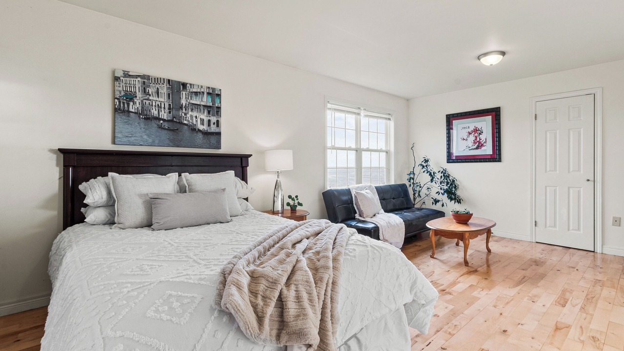 Photo of Bedroom in Malignant Cove