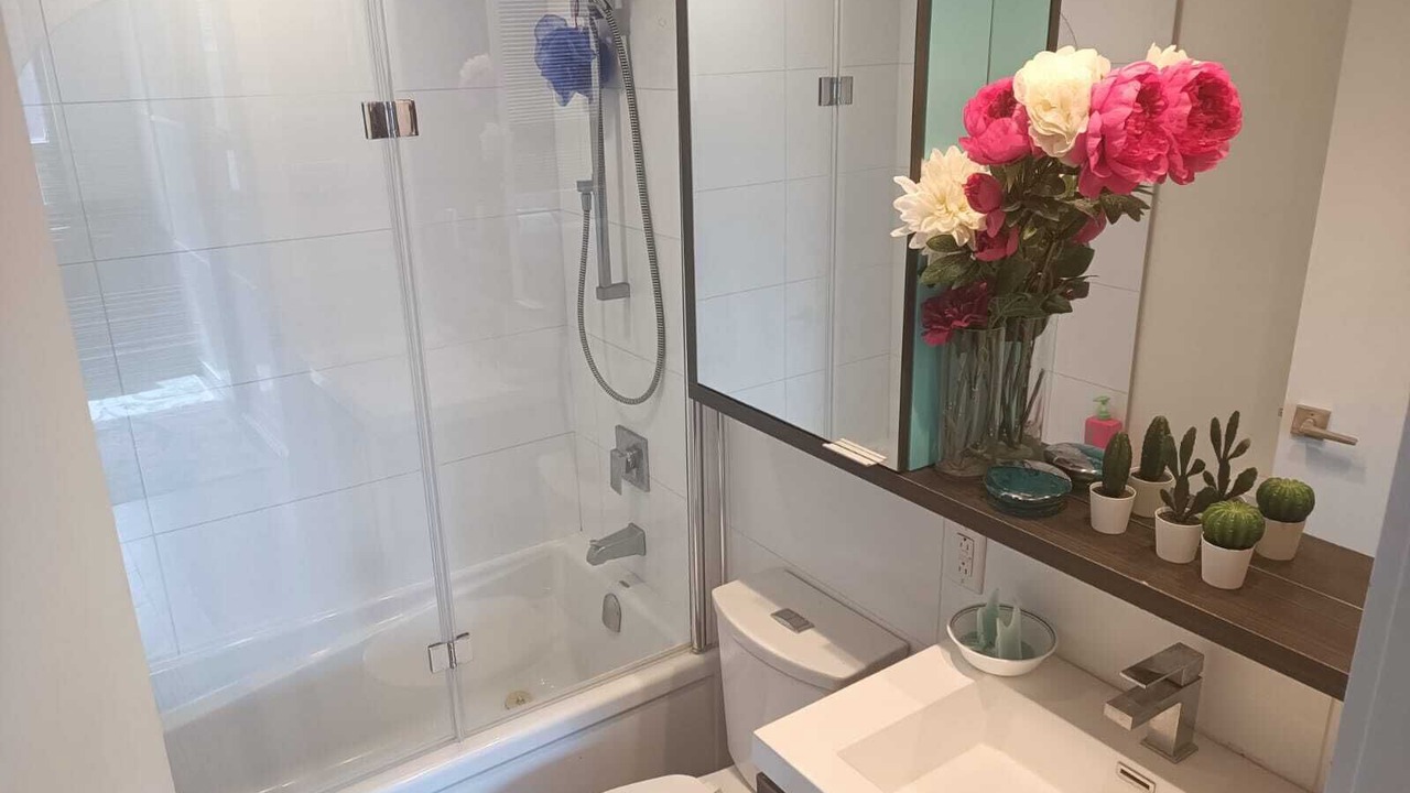 Photo of Bathroom in Shaughnessy Village