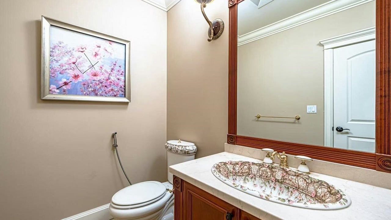 Photo of Bathroom in West Vancouver