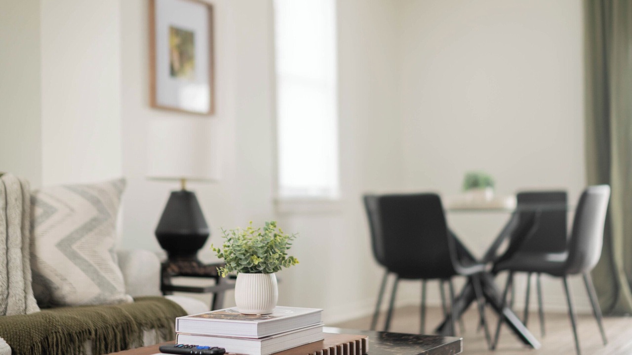 Photo of Livingroom in Sarnia