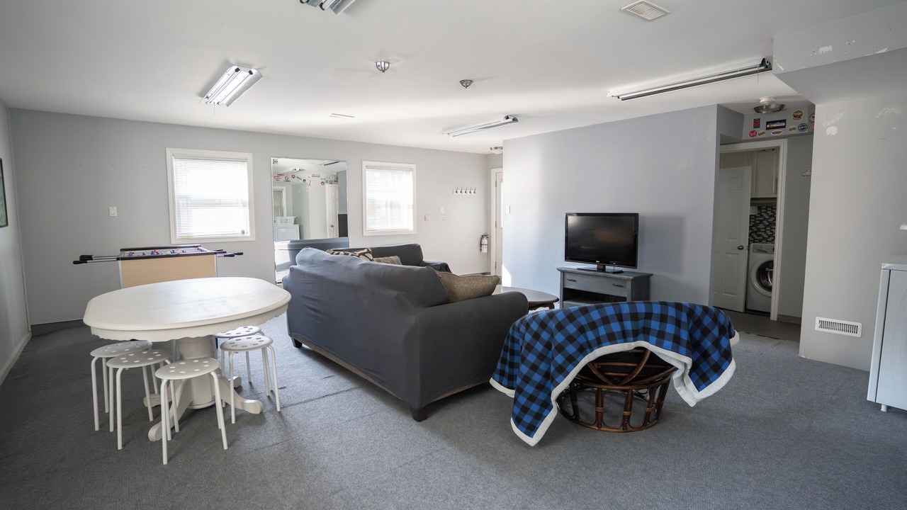 Photo of Livingroom in Plympton-Wyoming