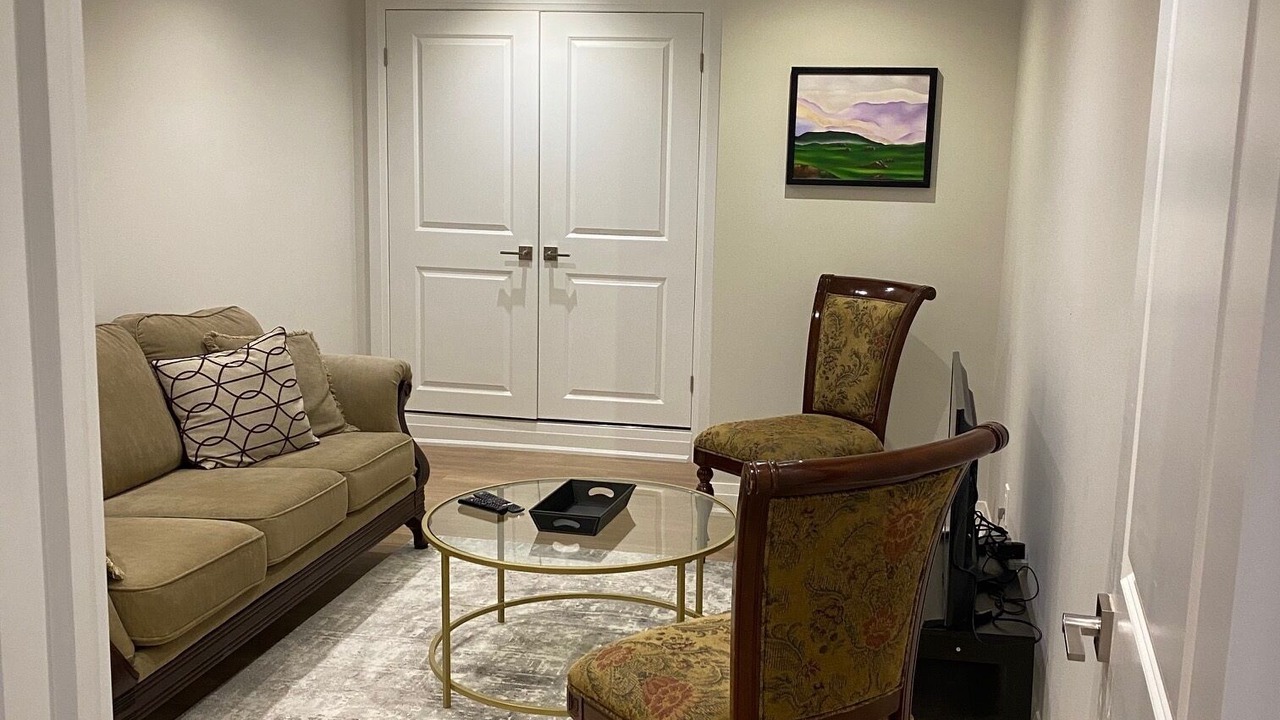 Photo of Livingroom in Richmond Hill
