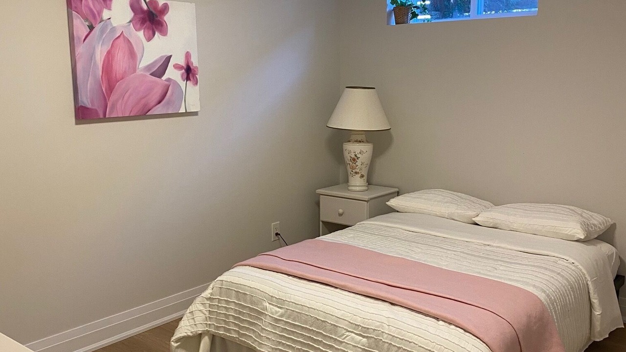 Photo of Bedroom in Richmond Hill